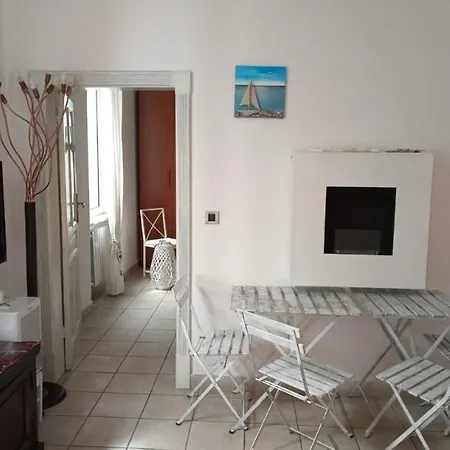 Orizzonte Blu Giardino Sul Mare Apartment